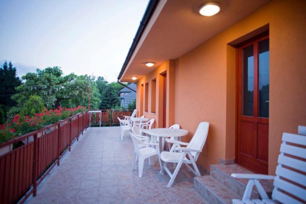 Sunshine Sh Apartmanhaz Apartman Zamárdi Kültér fotó