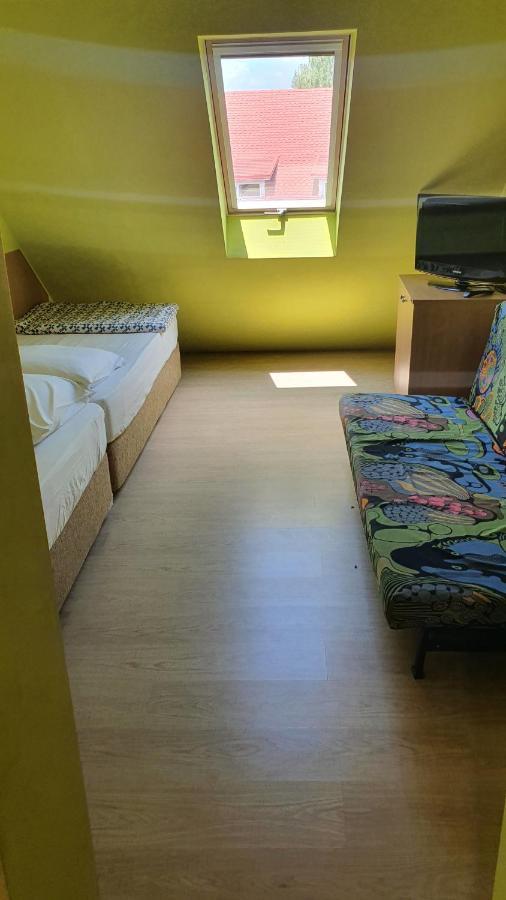 Sunshine Sh Apartmanhaz Apartman Zamárdi Kültér fotó